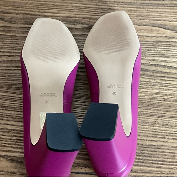 Intentionally Blank Monaco Plum Leather Pump, New in Box - Picture 8 of 11